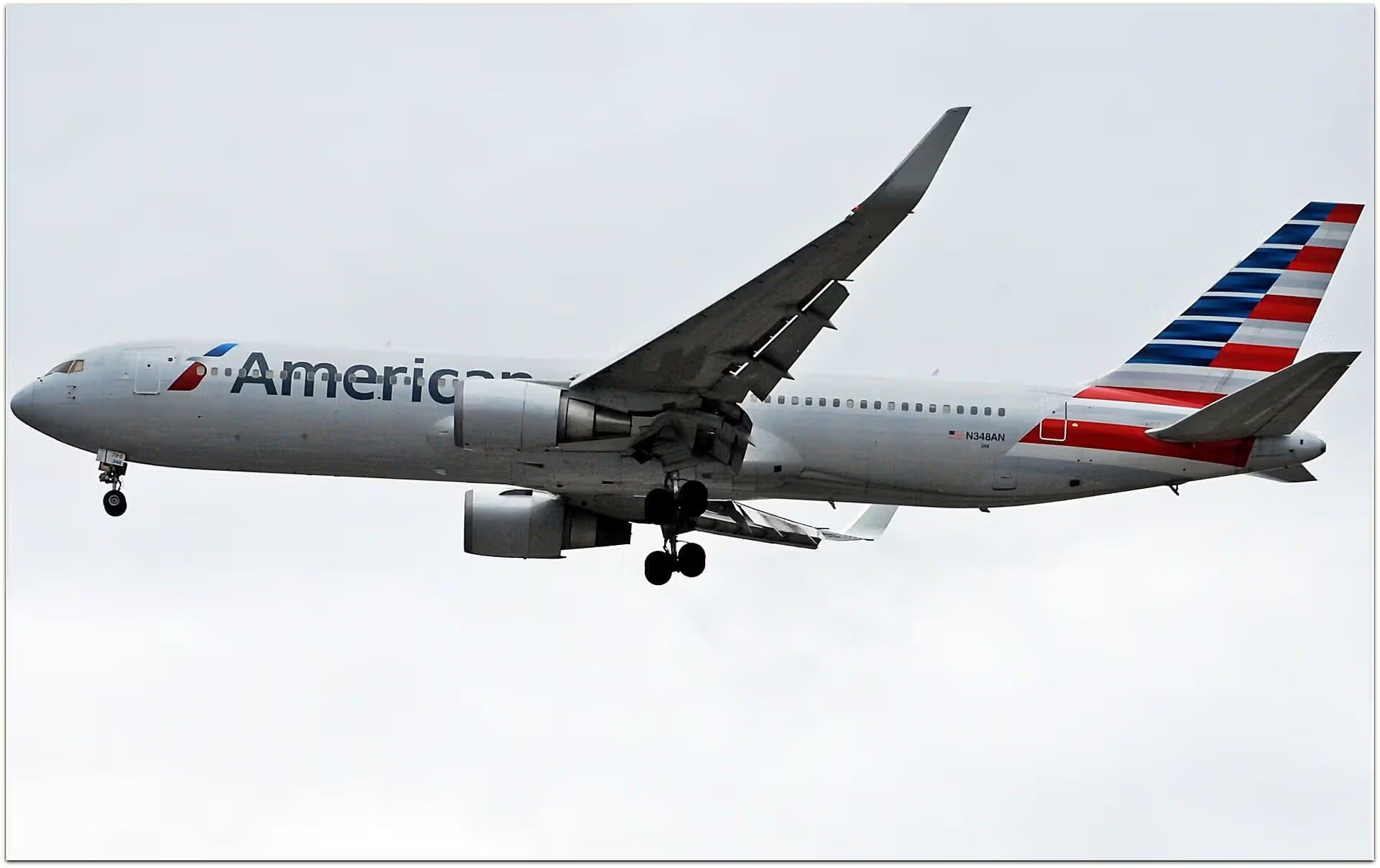 N348AN — Twin-engine aircraft
