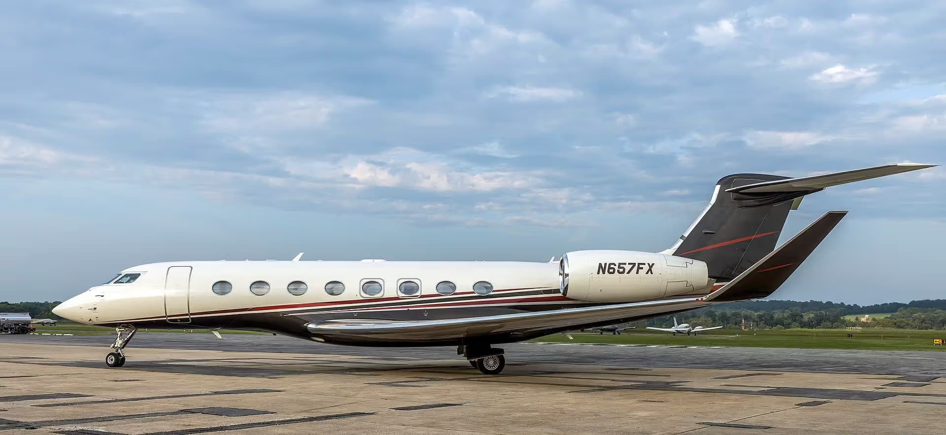 N657FX — Gulfstream