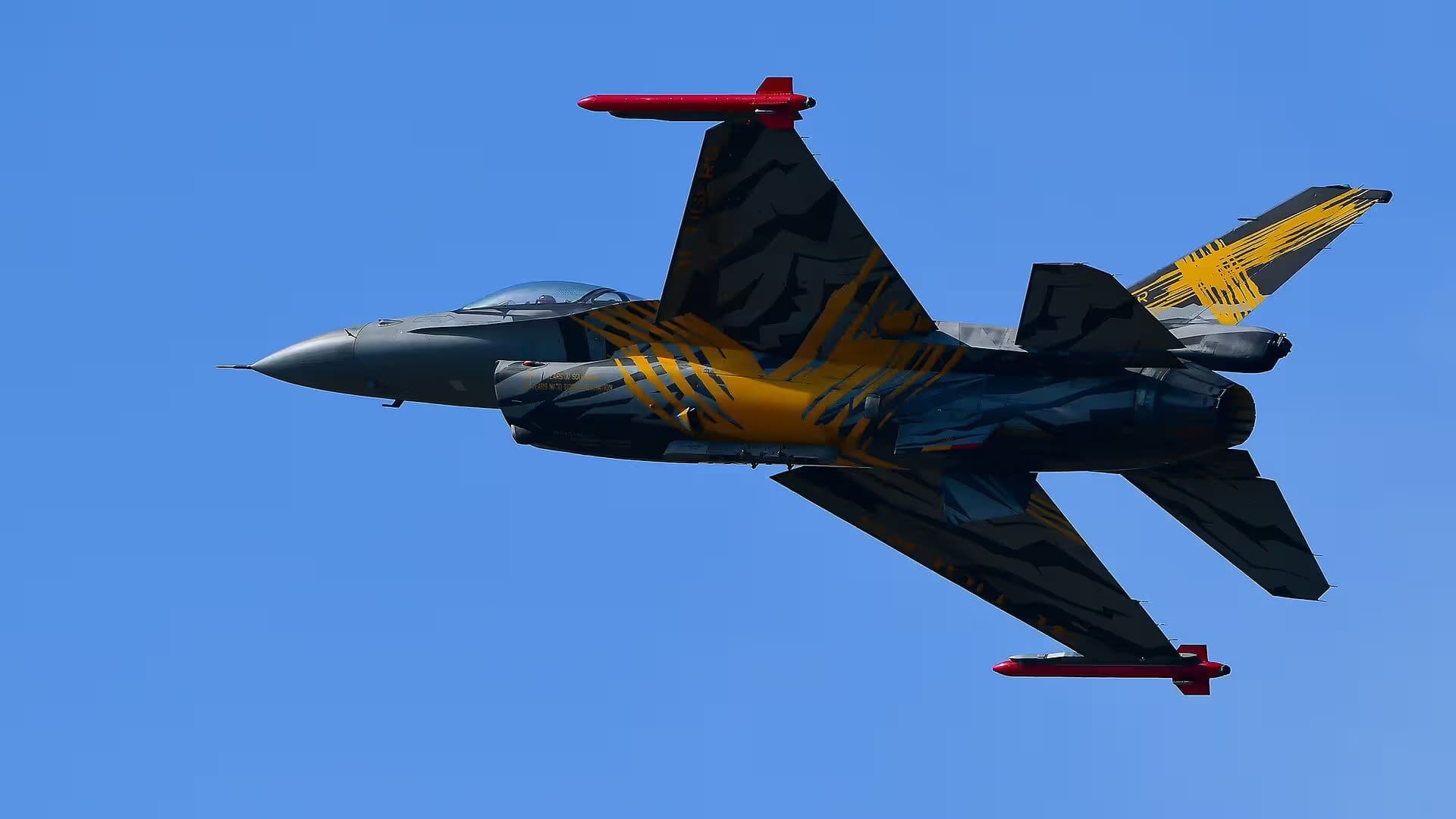 Unidentified — Aircraft
