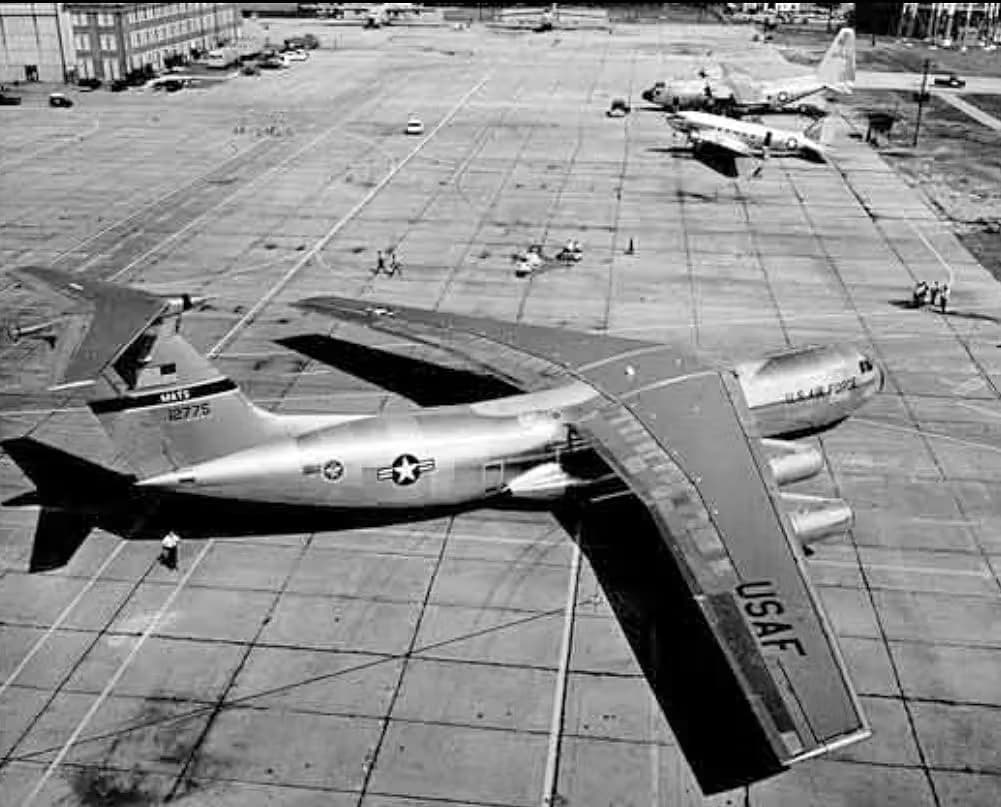 Unidentified — Aircraft