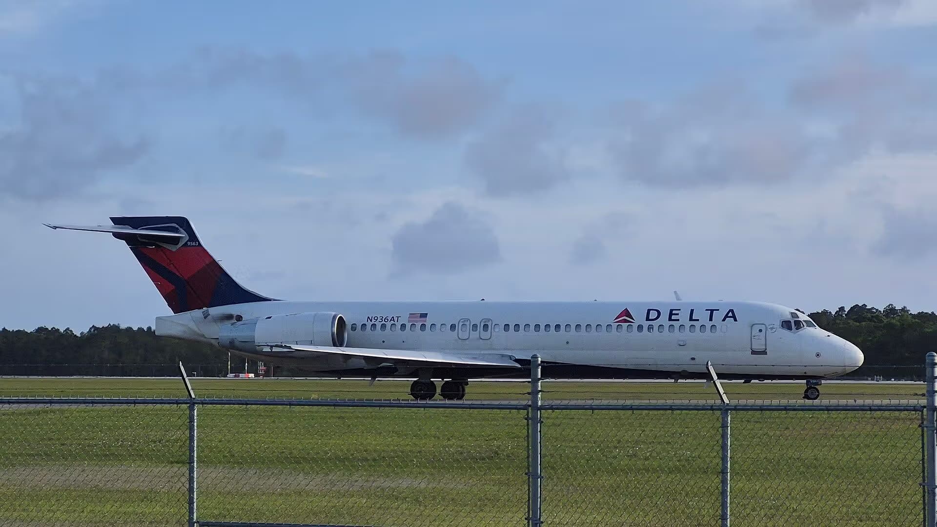 N936AT — Aircraft