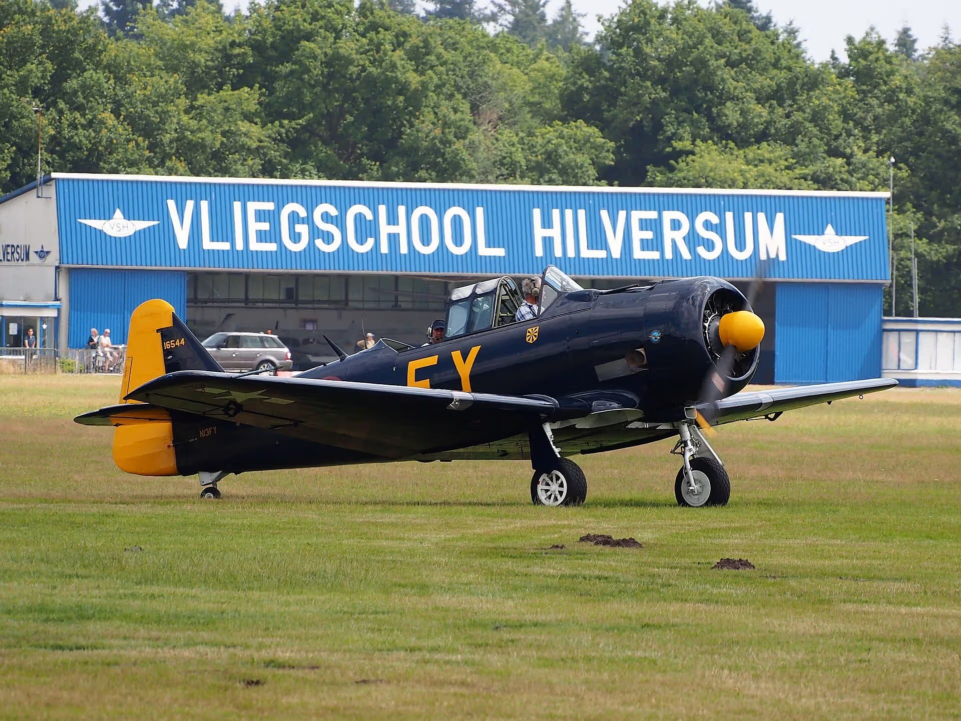 N13FY — Warbird at Hilversum Airfield