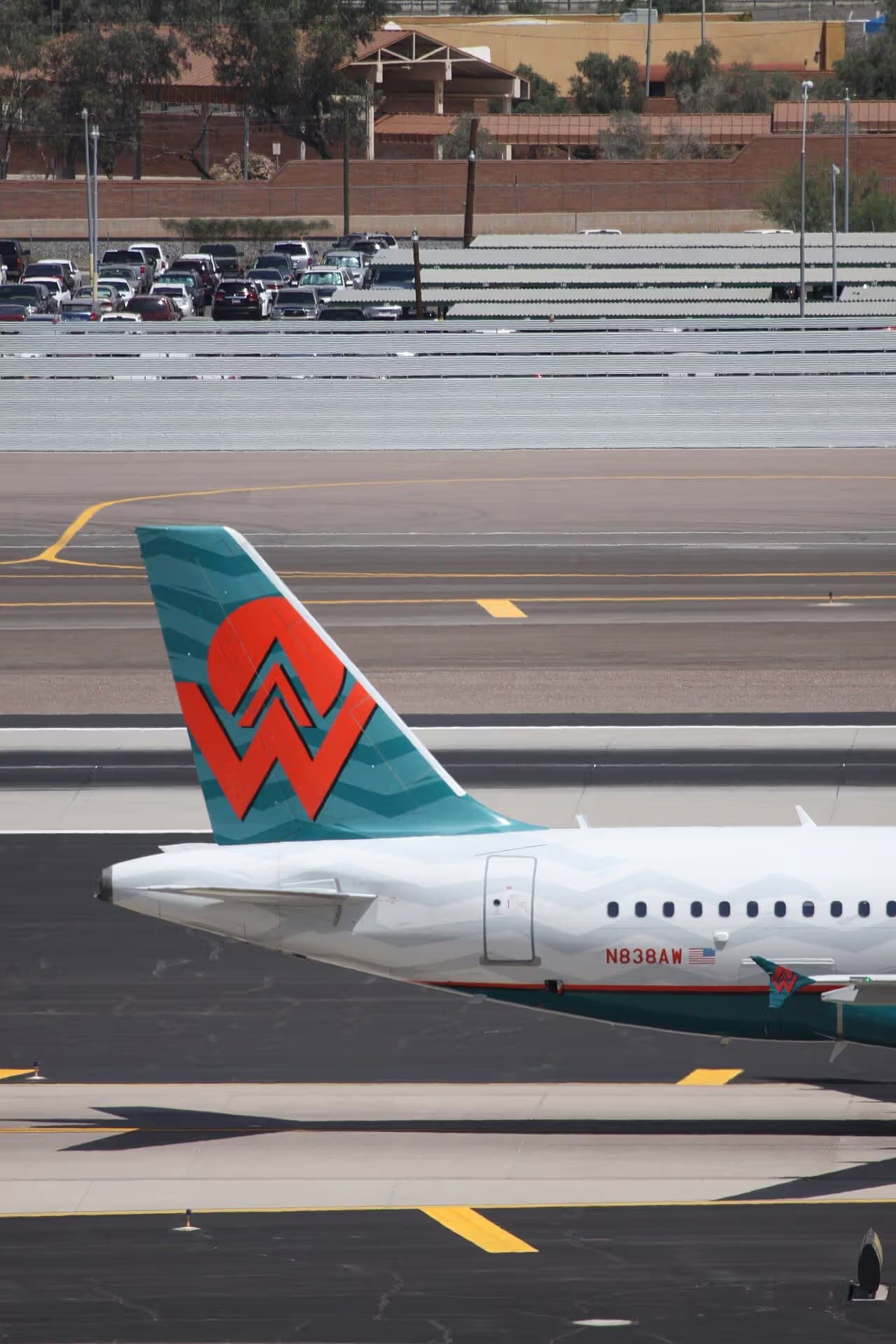 N838AW — Airbus