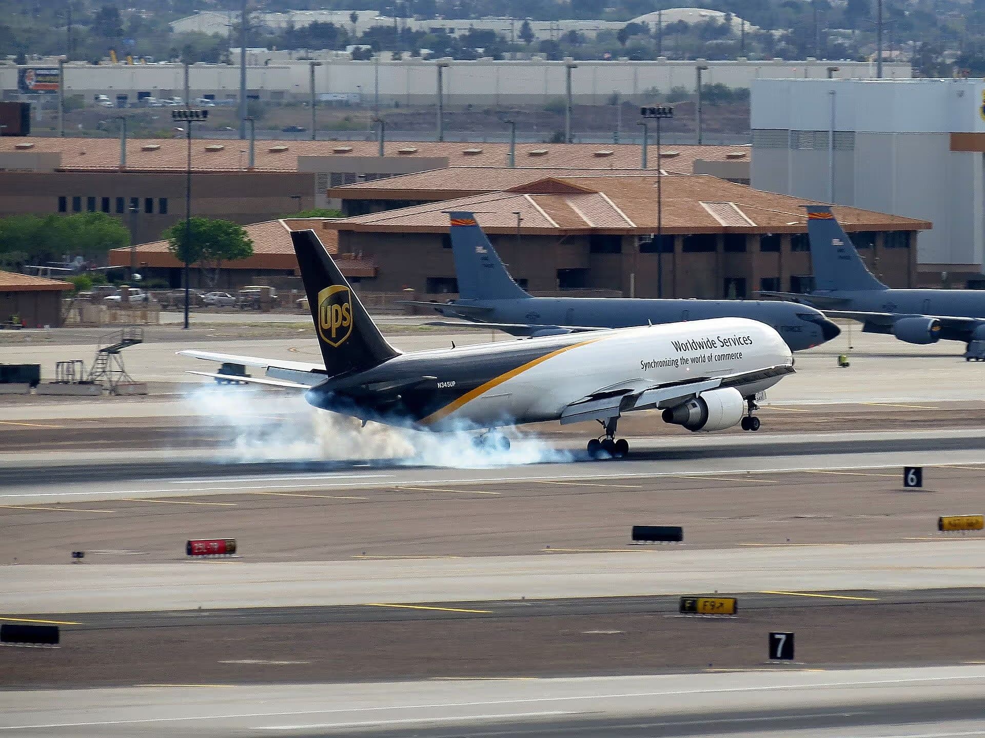 N345UP — Boeing
