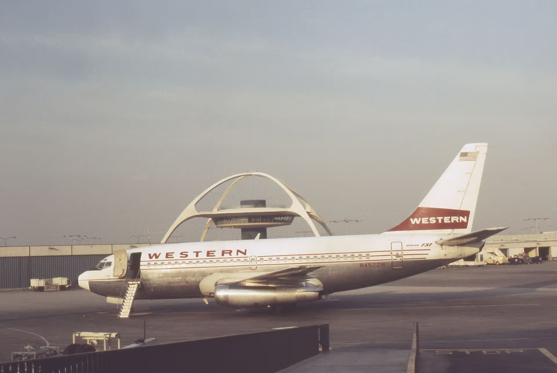 N4522W — Boeing