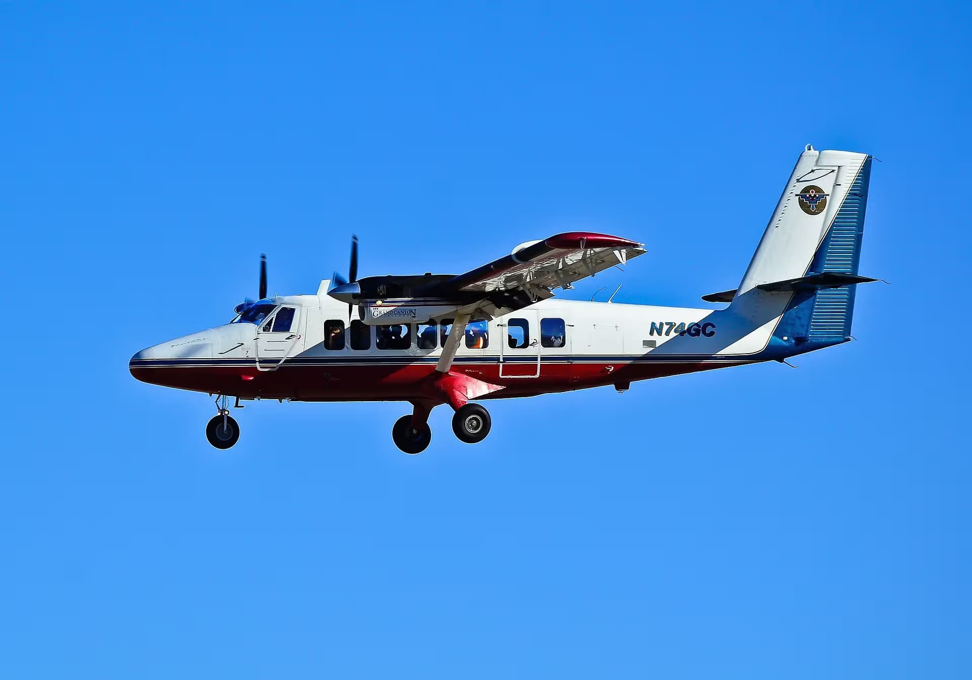 N74GC — De Havilland