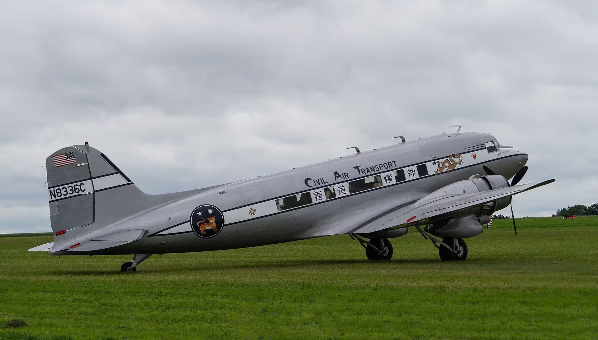 N8336C — Douglas