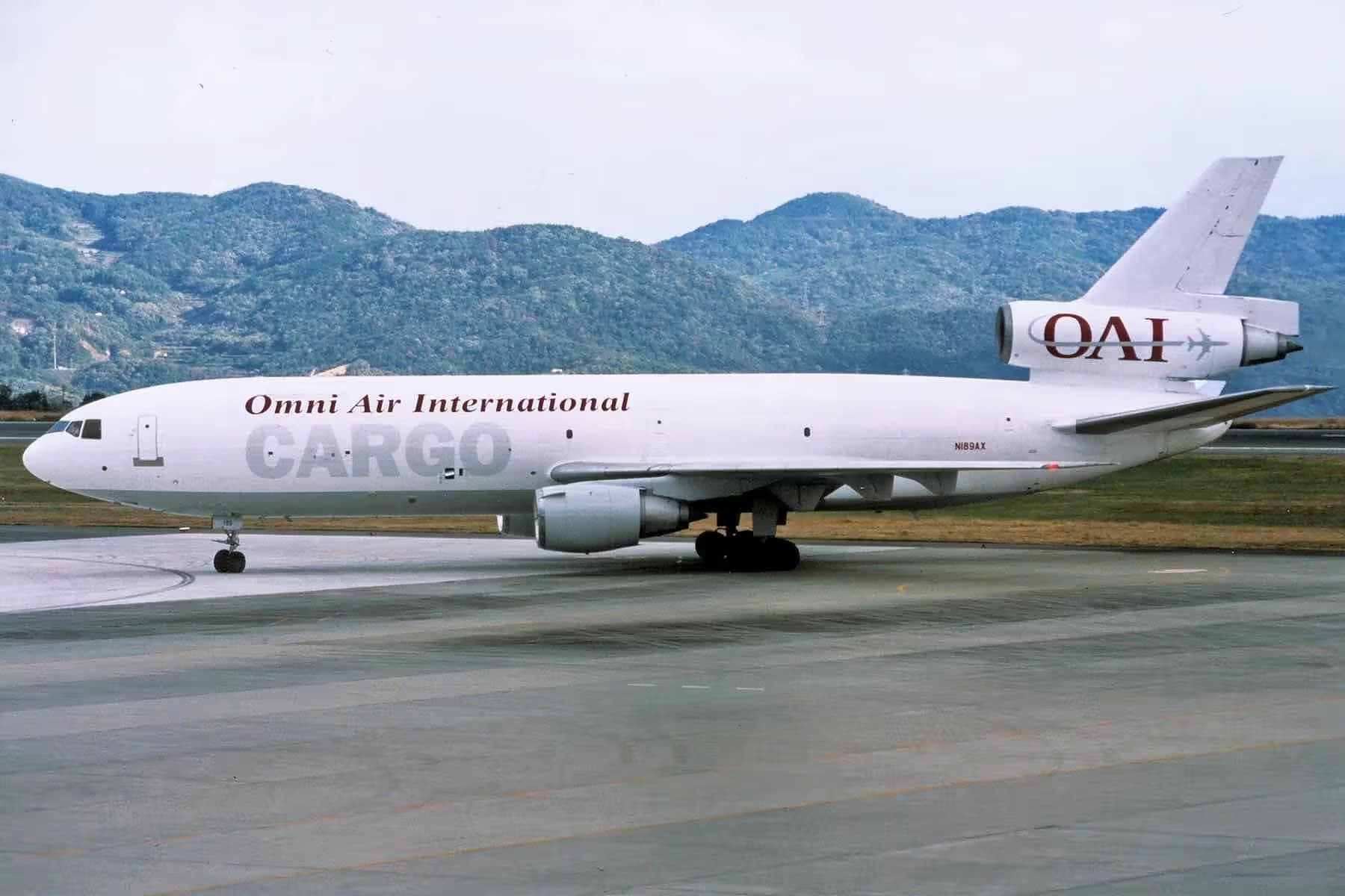 N189AX — Douglas