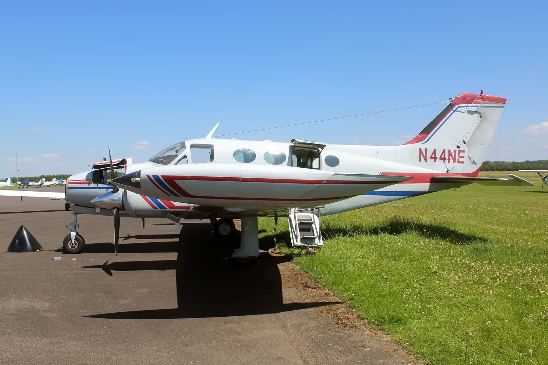 N44NE — Cessna