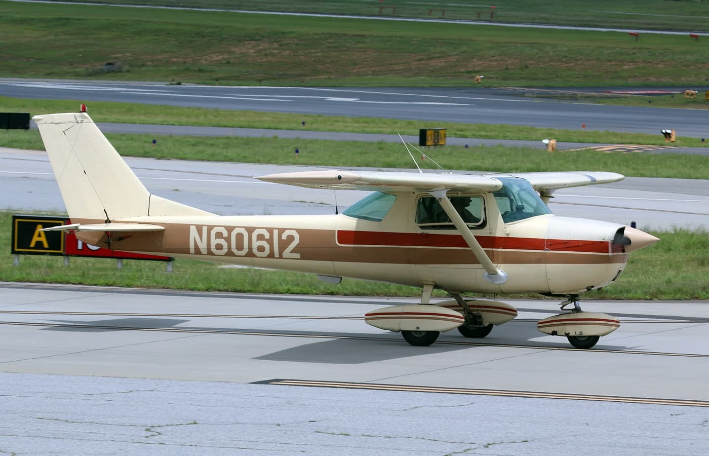 N60612 — Single-engine aircraft