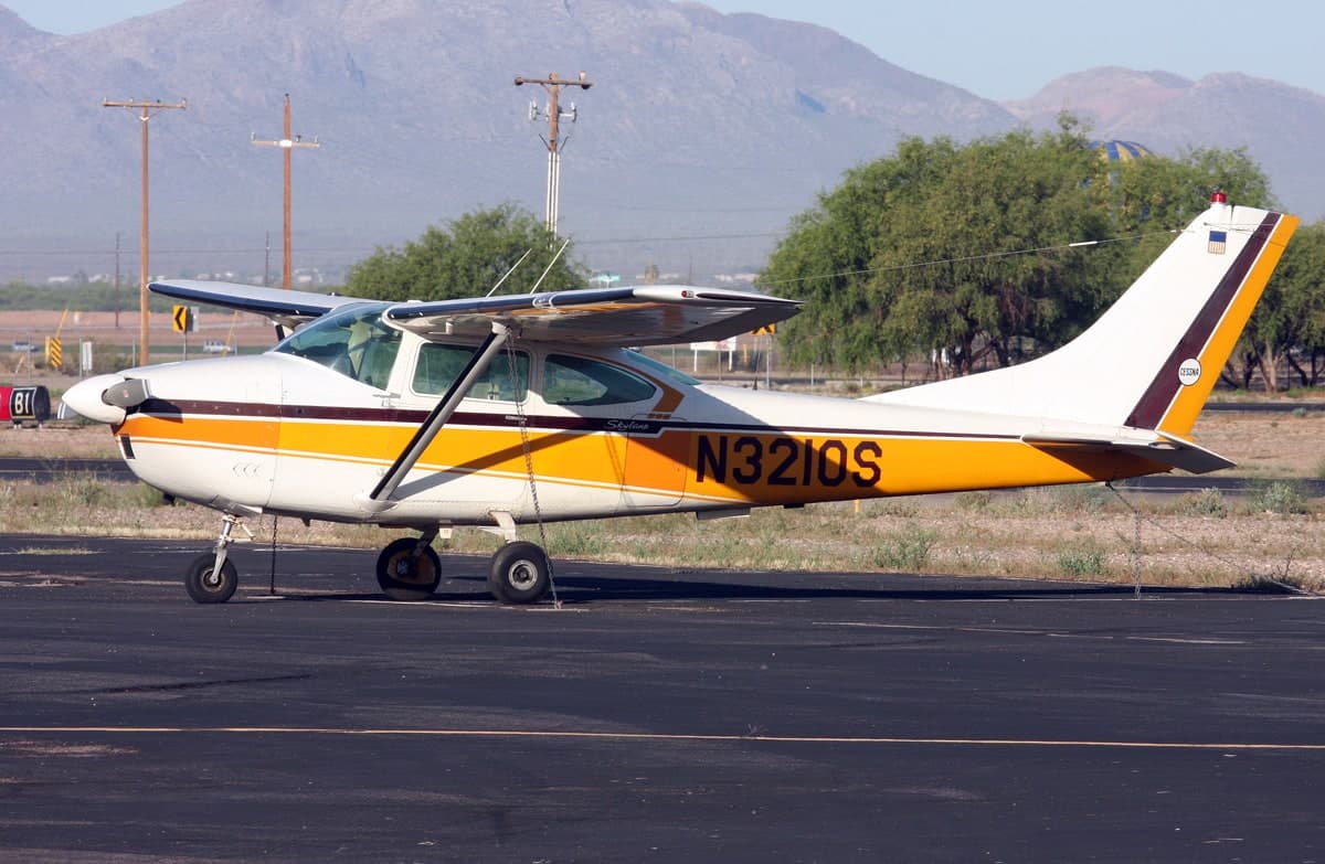 N3210S — Single-engine aircraft