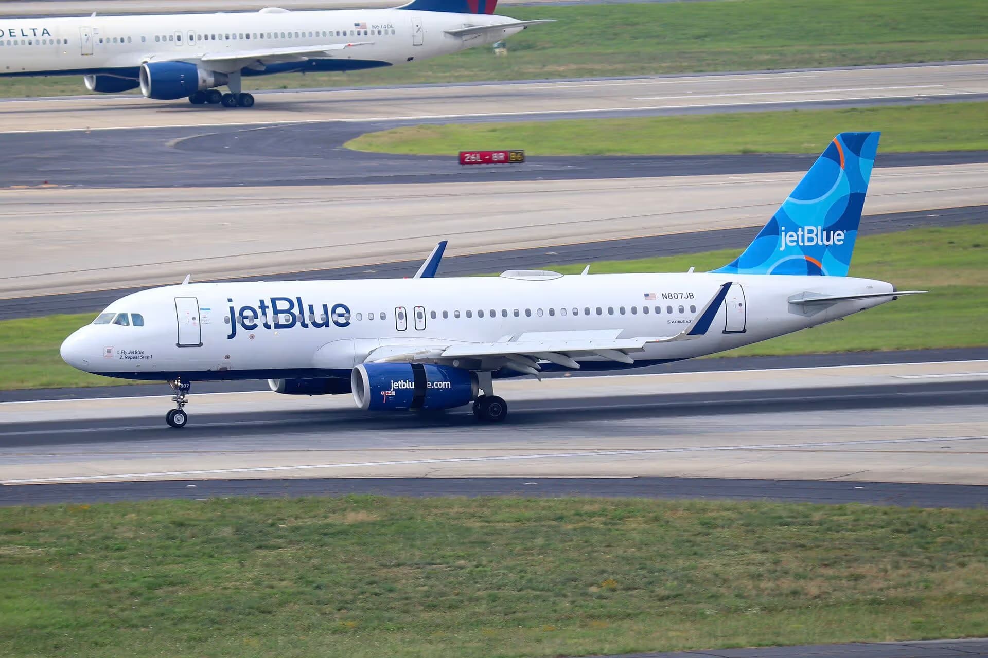N807JB — Airbus