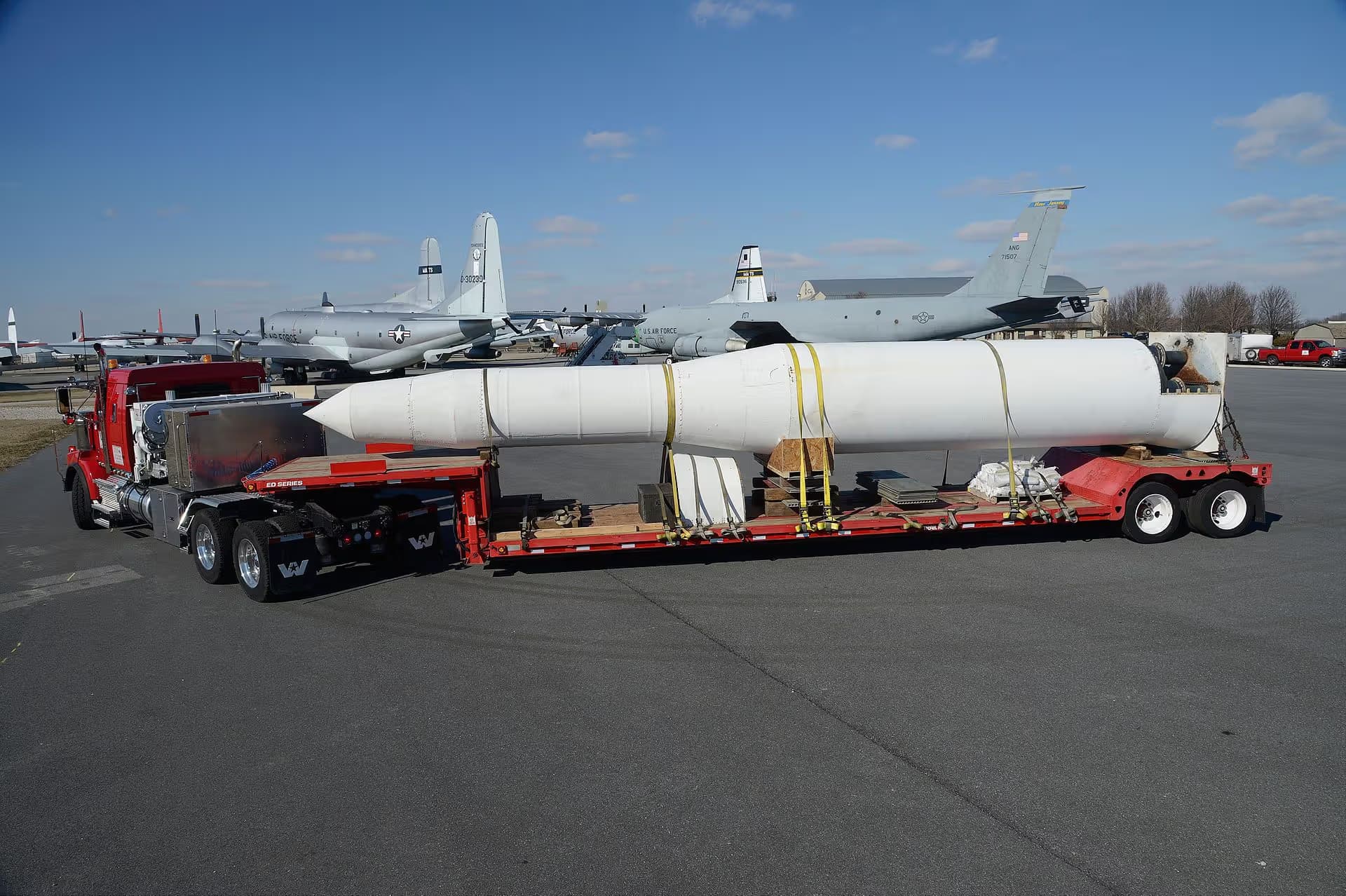 Unidentified — Aircraft