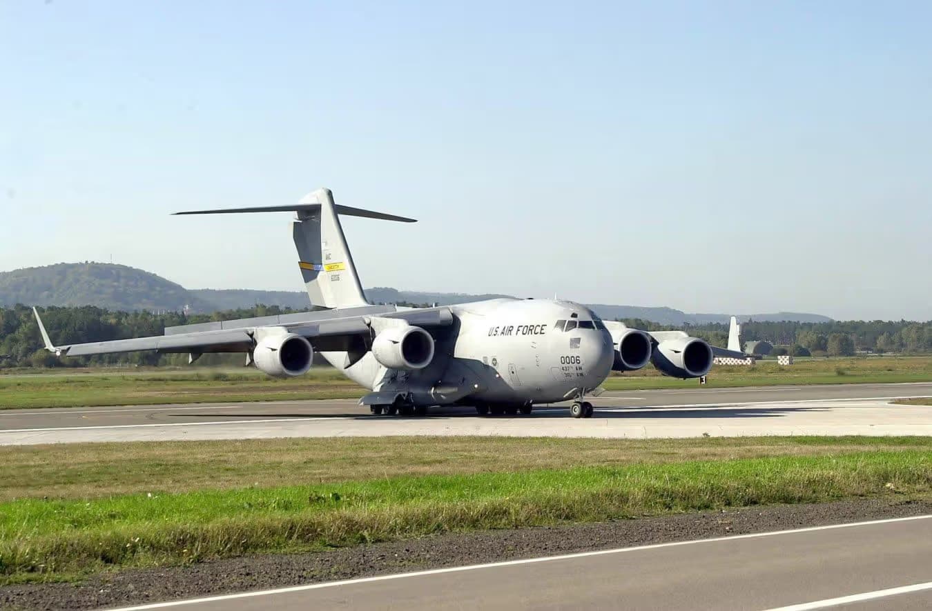 Unidentified — Boeing