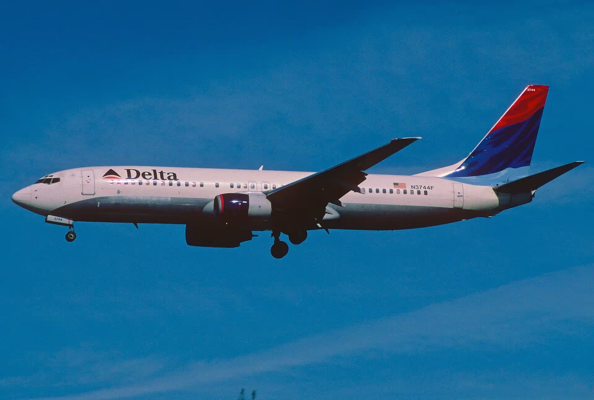 N3744F — Boeing