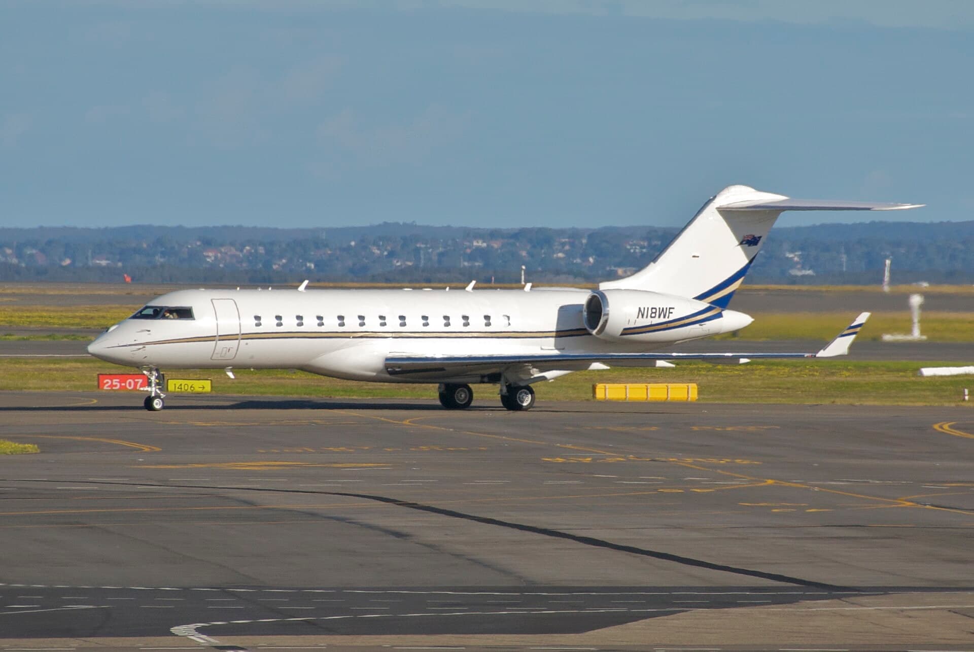 N18WF — Bombardier