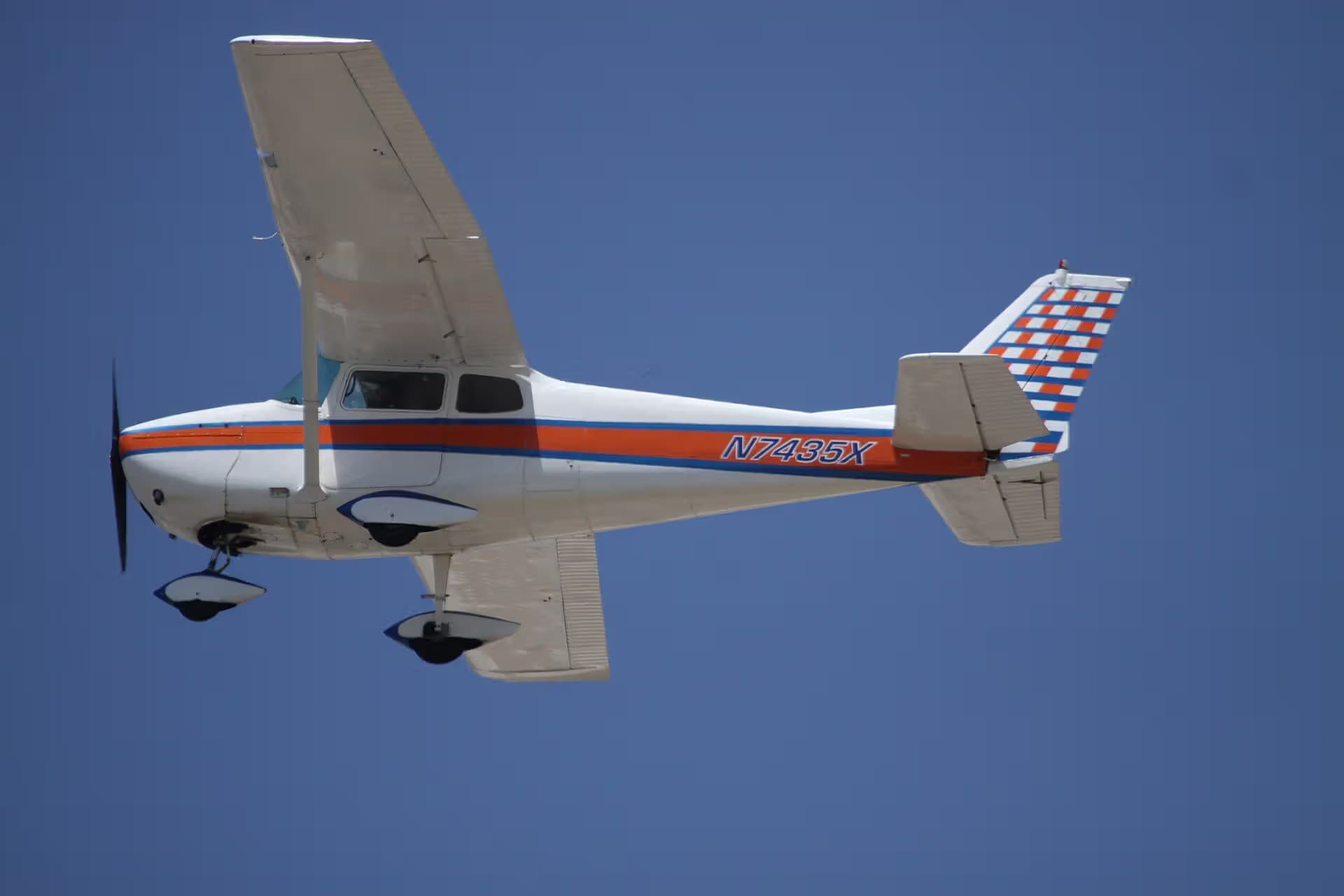 N7435X — Cessna