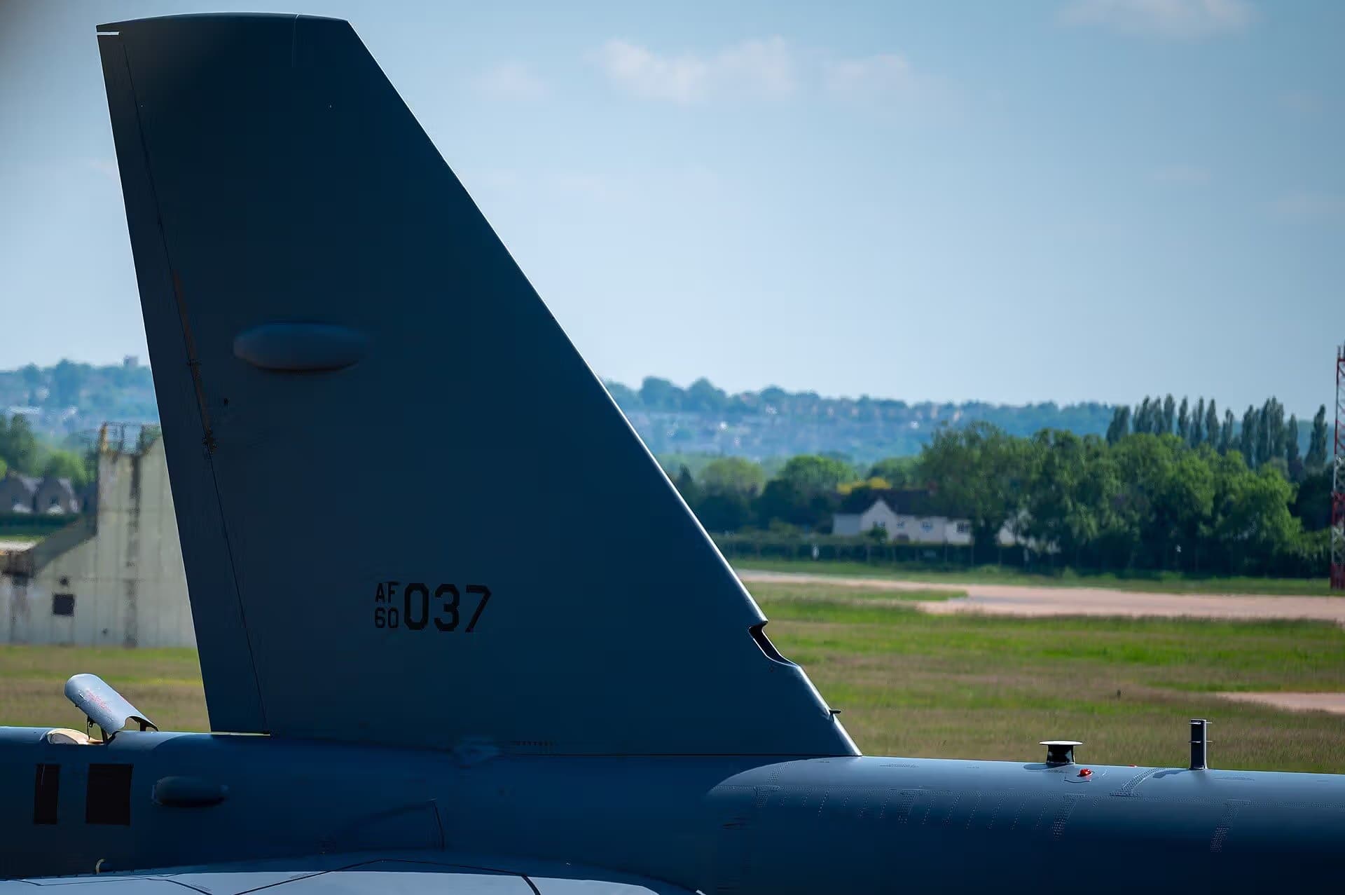 Unidentified — Aircraft