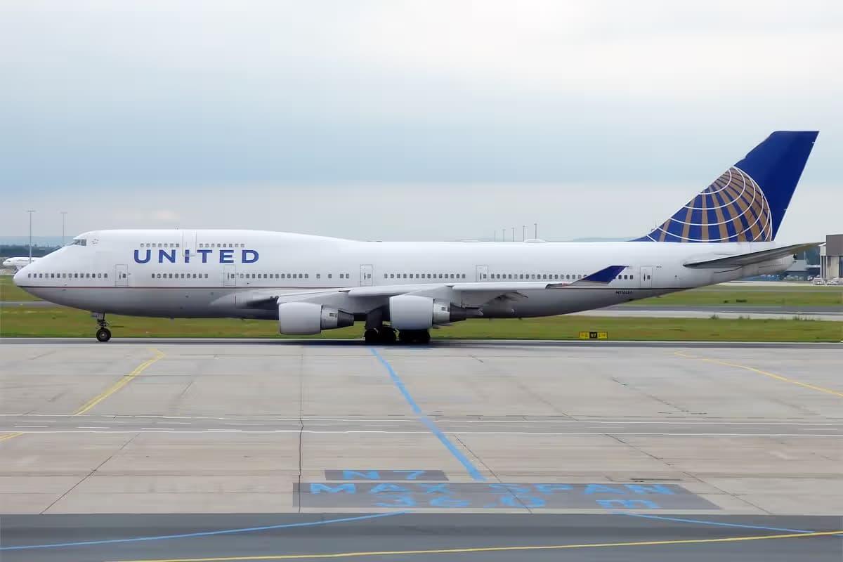 N116UA — Boeing