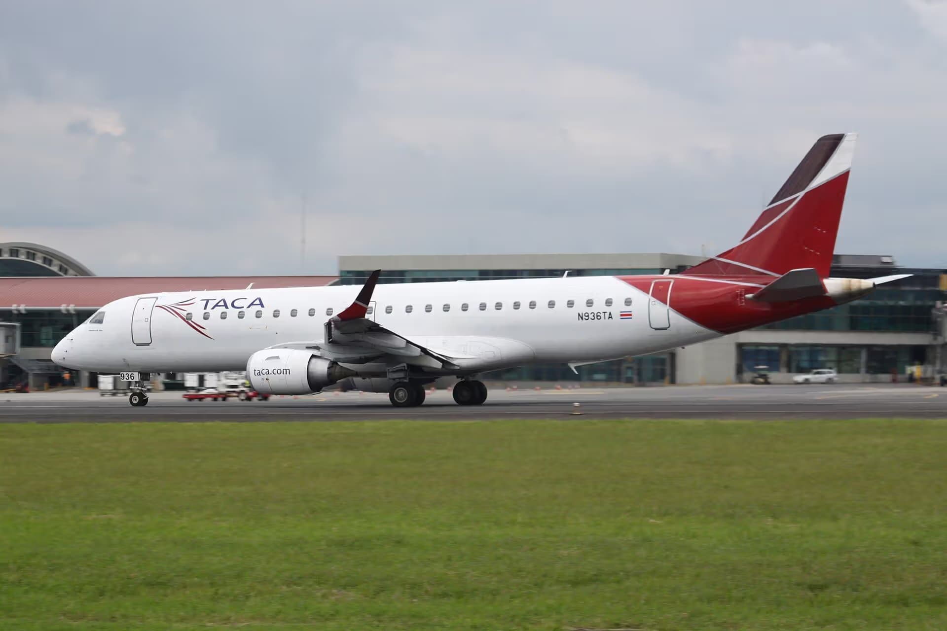 N936TA — Embraer