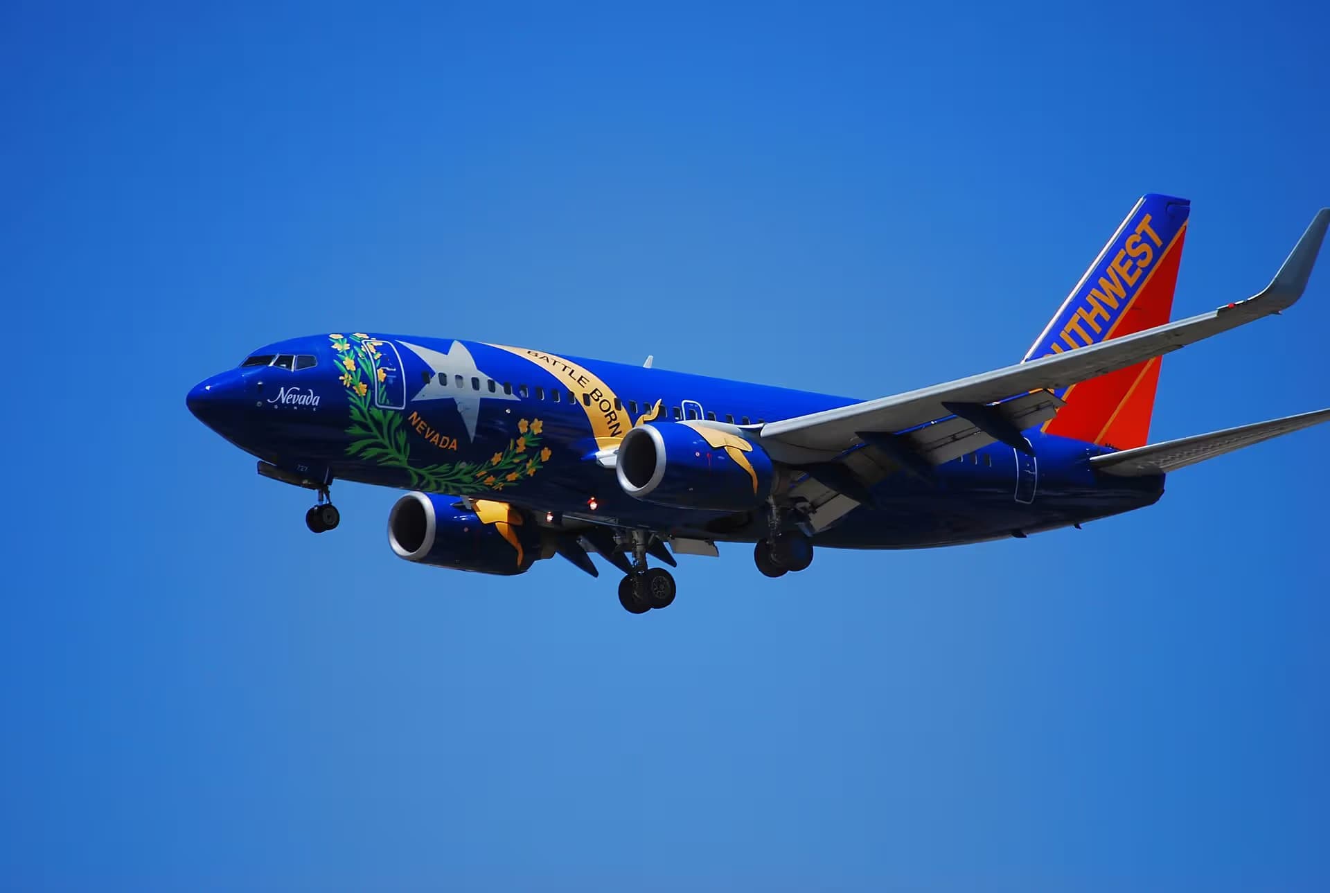 N727SW — Boeing