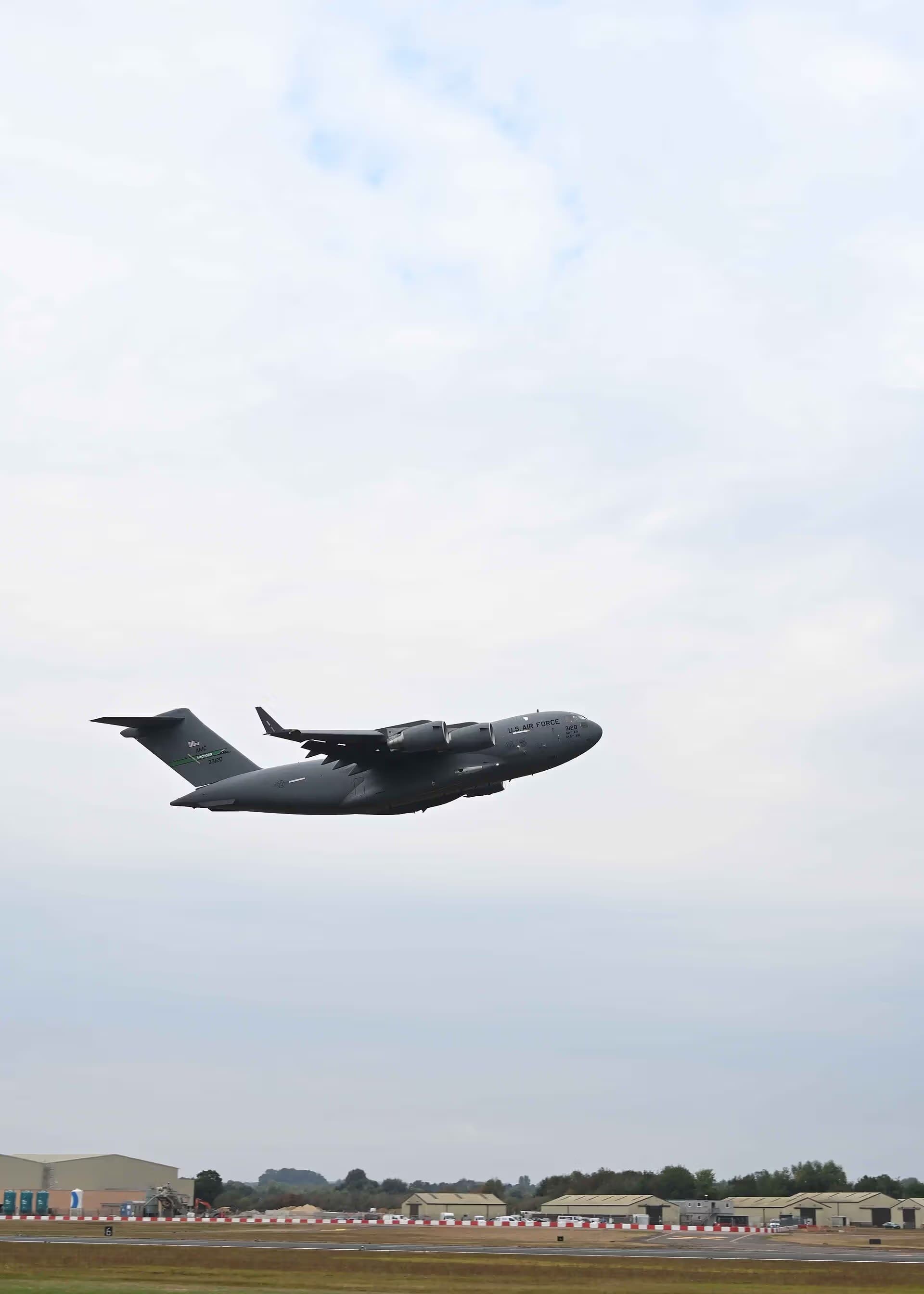 Unidentified — Aircraft