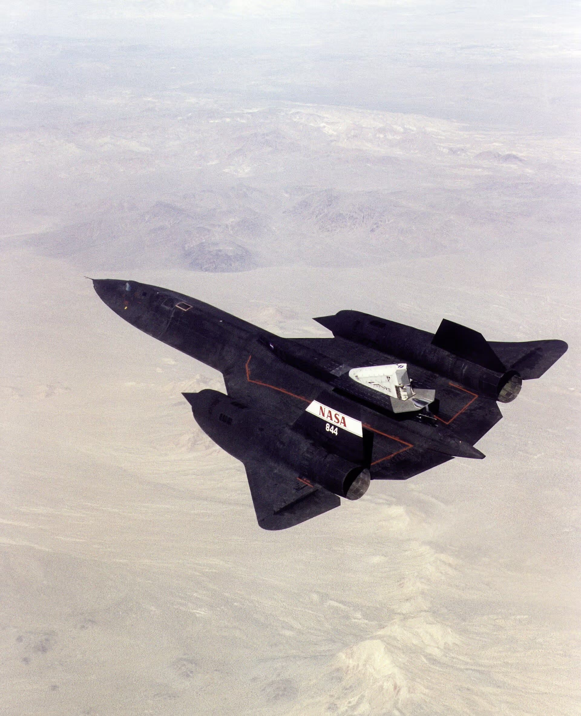 Unidentified — Lockheed