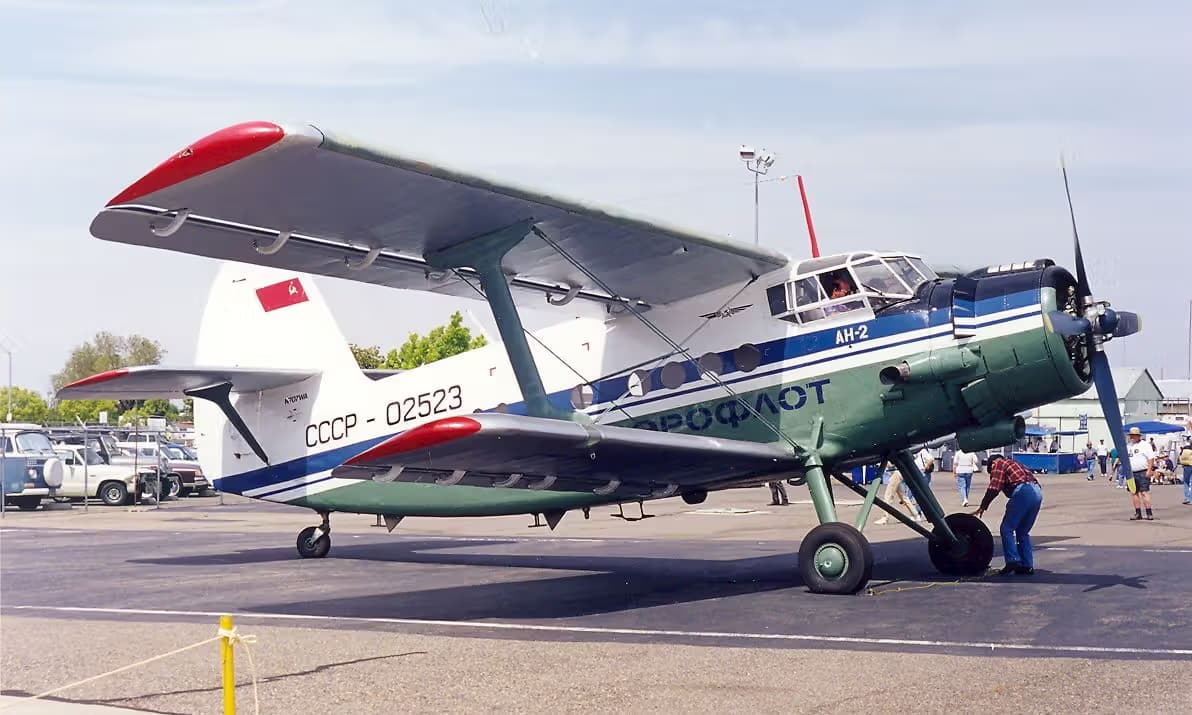 N707WA — Antonov