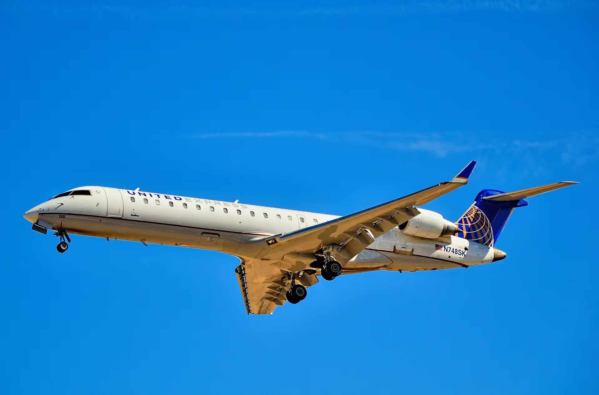 N748SK — Bombardier