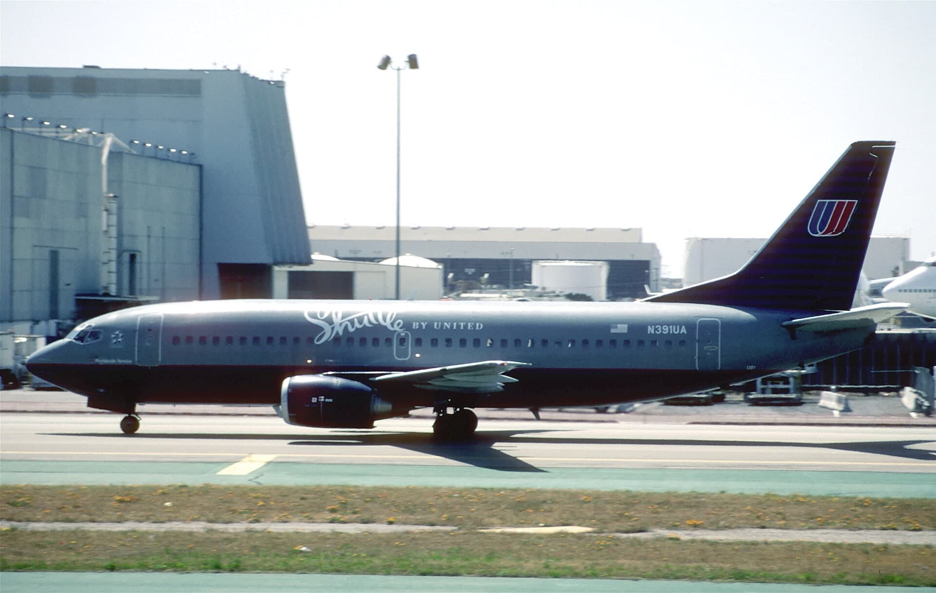 N391UA — Boeing