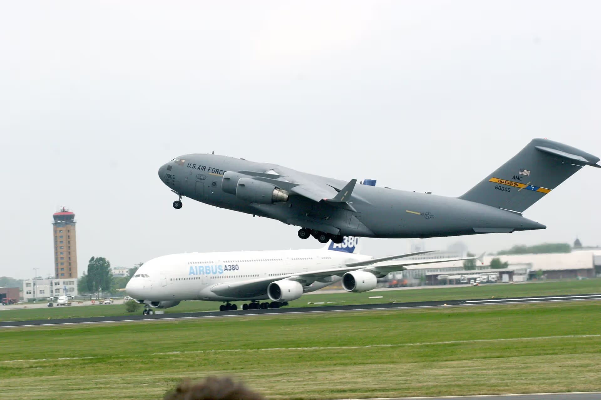 Unidentified — Airbus