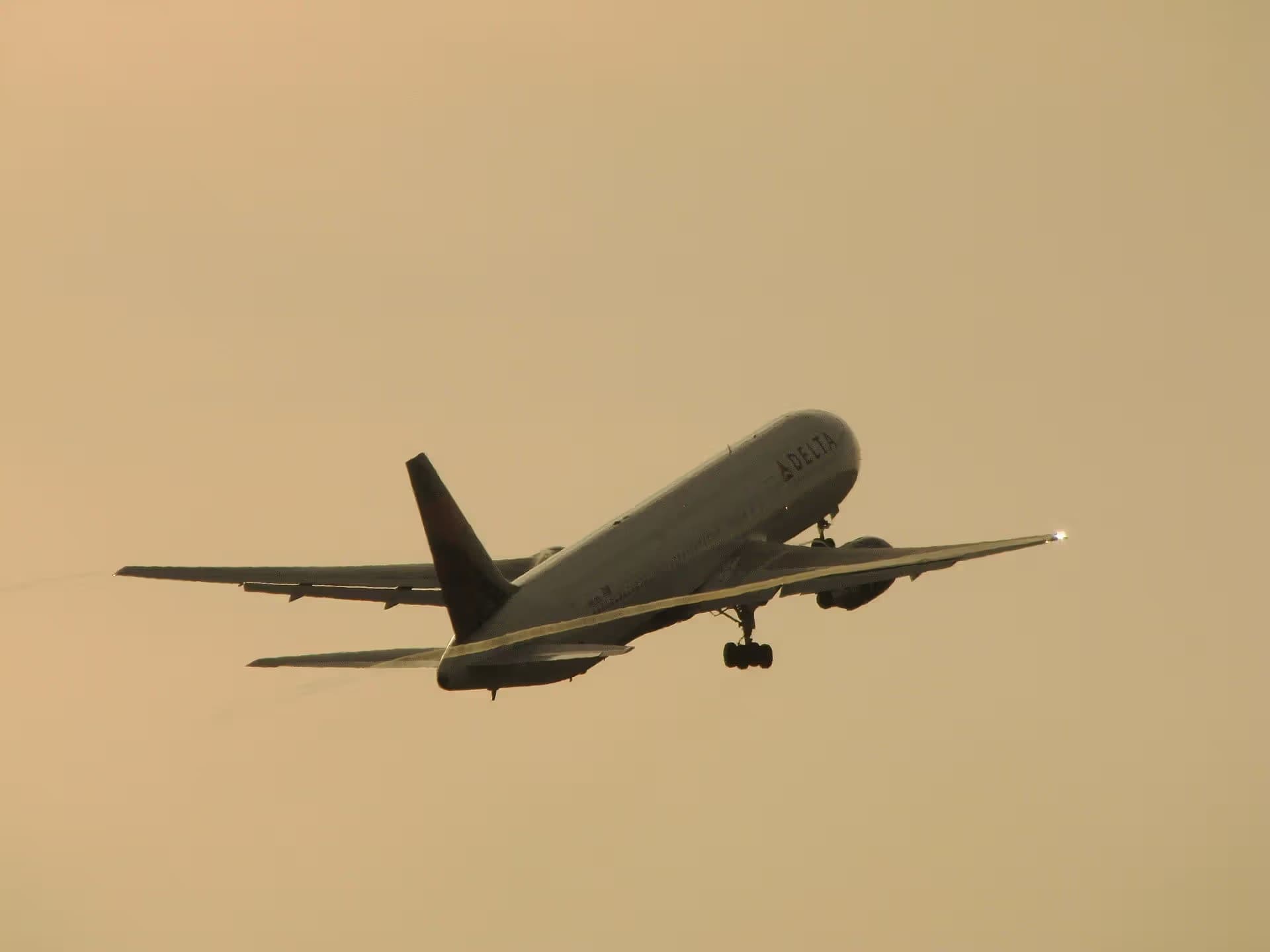N153DL — Boeing