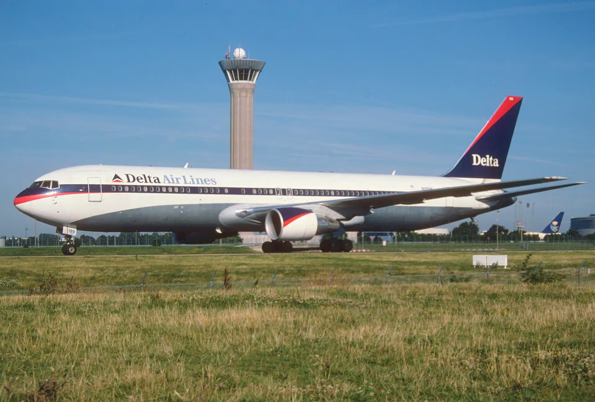 N199DN — Boeing