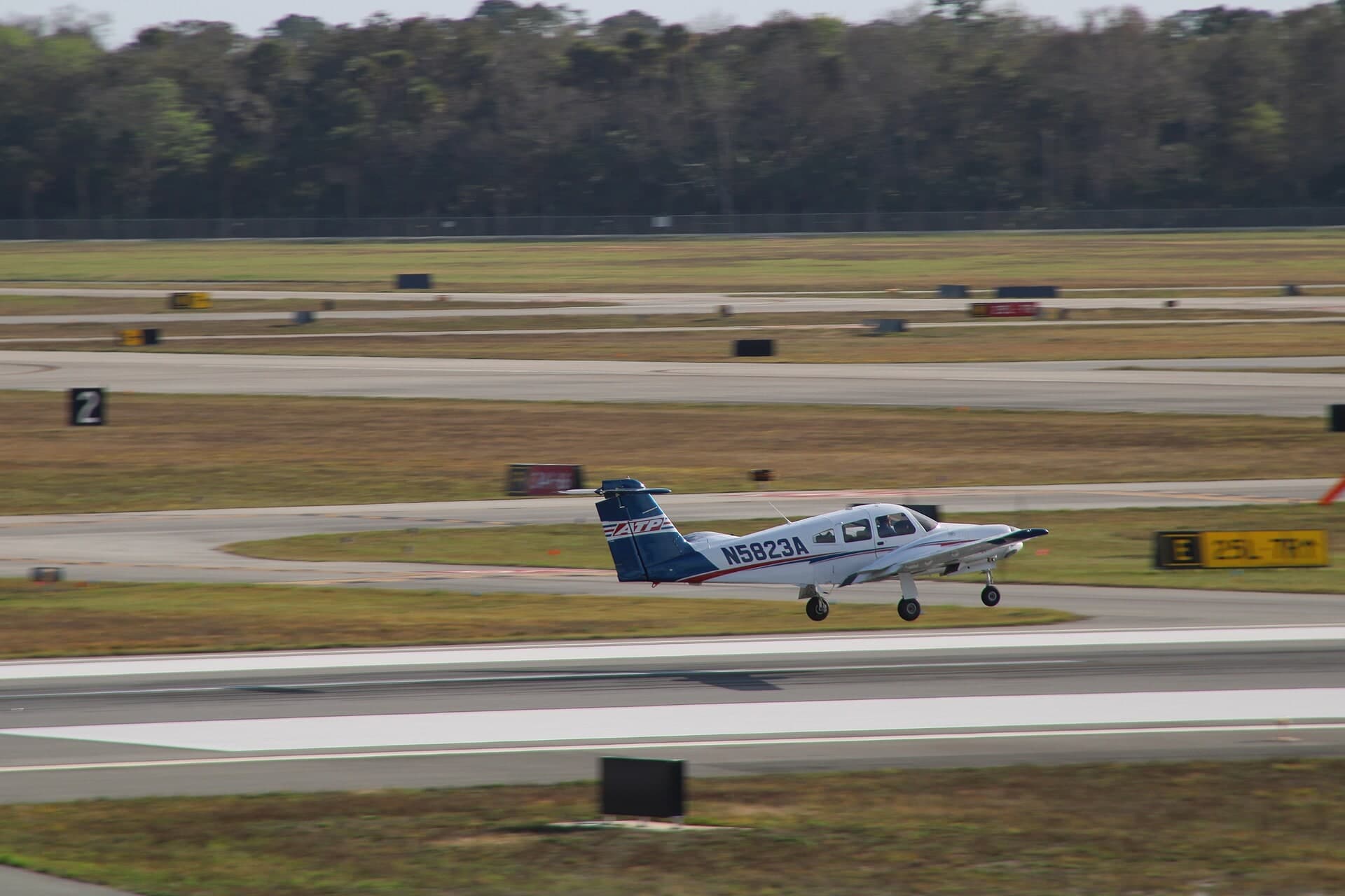 N5823A — Single-engine aircraft