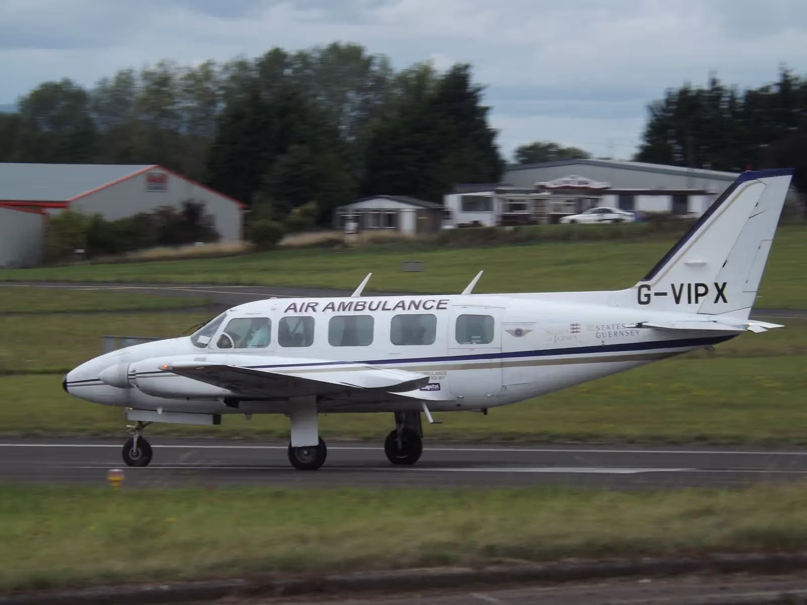 G-VIPX — Twin-engine aircraft