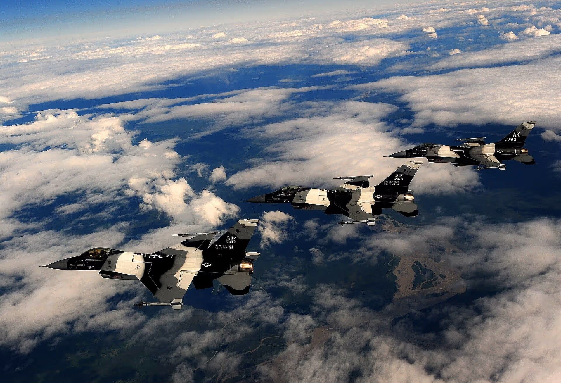 Unidentified — Aircraft