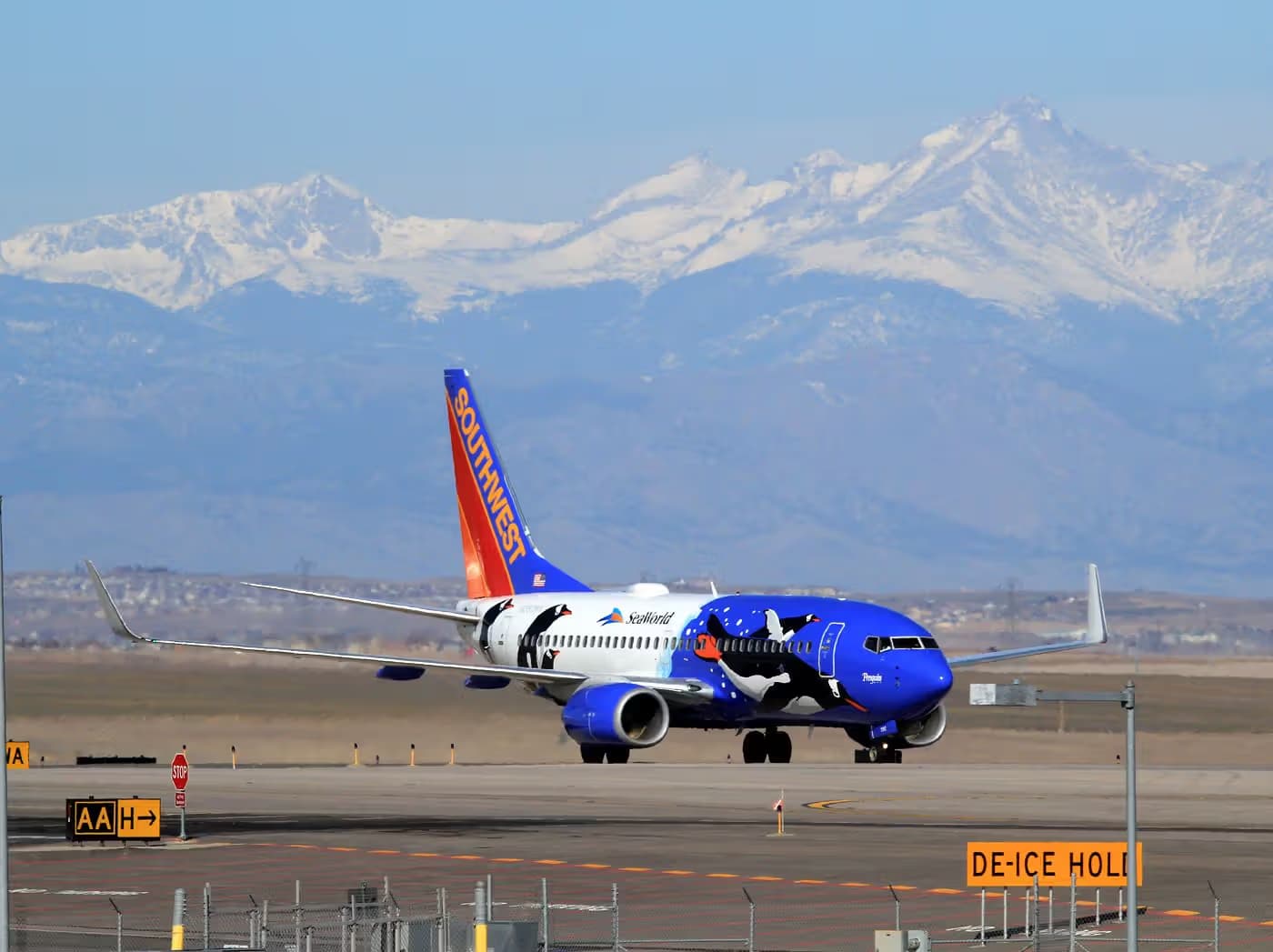 N280WN — Boeing