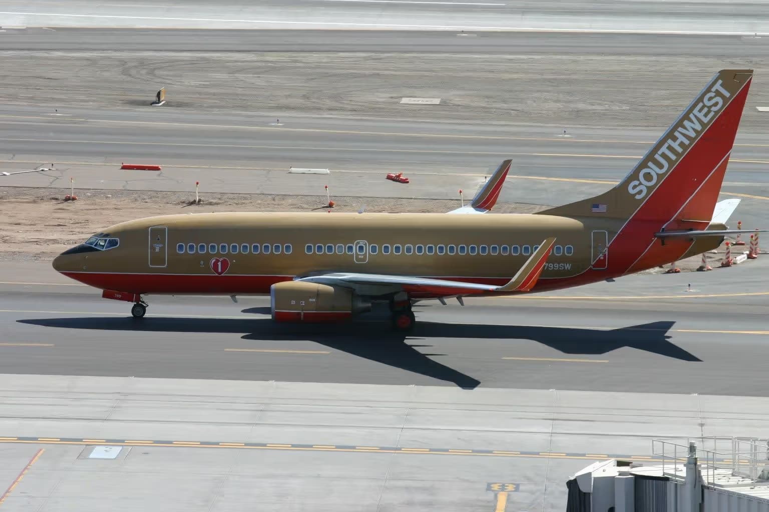 N799SW — Boeing