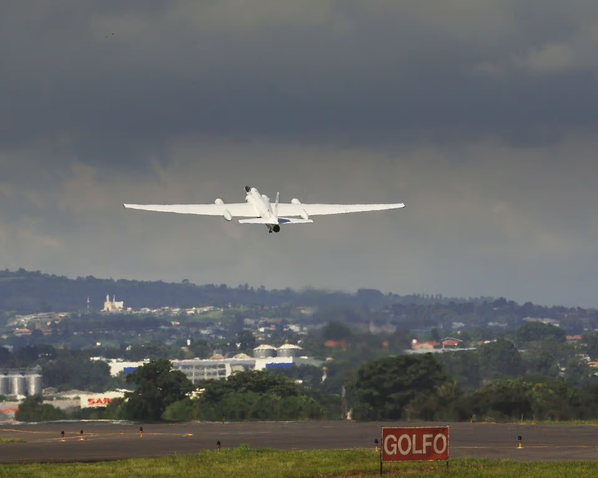 N809NA — Glider