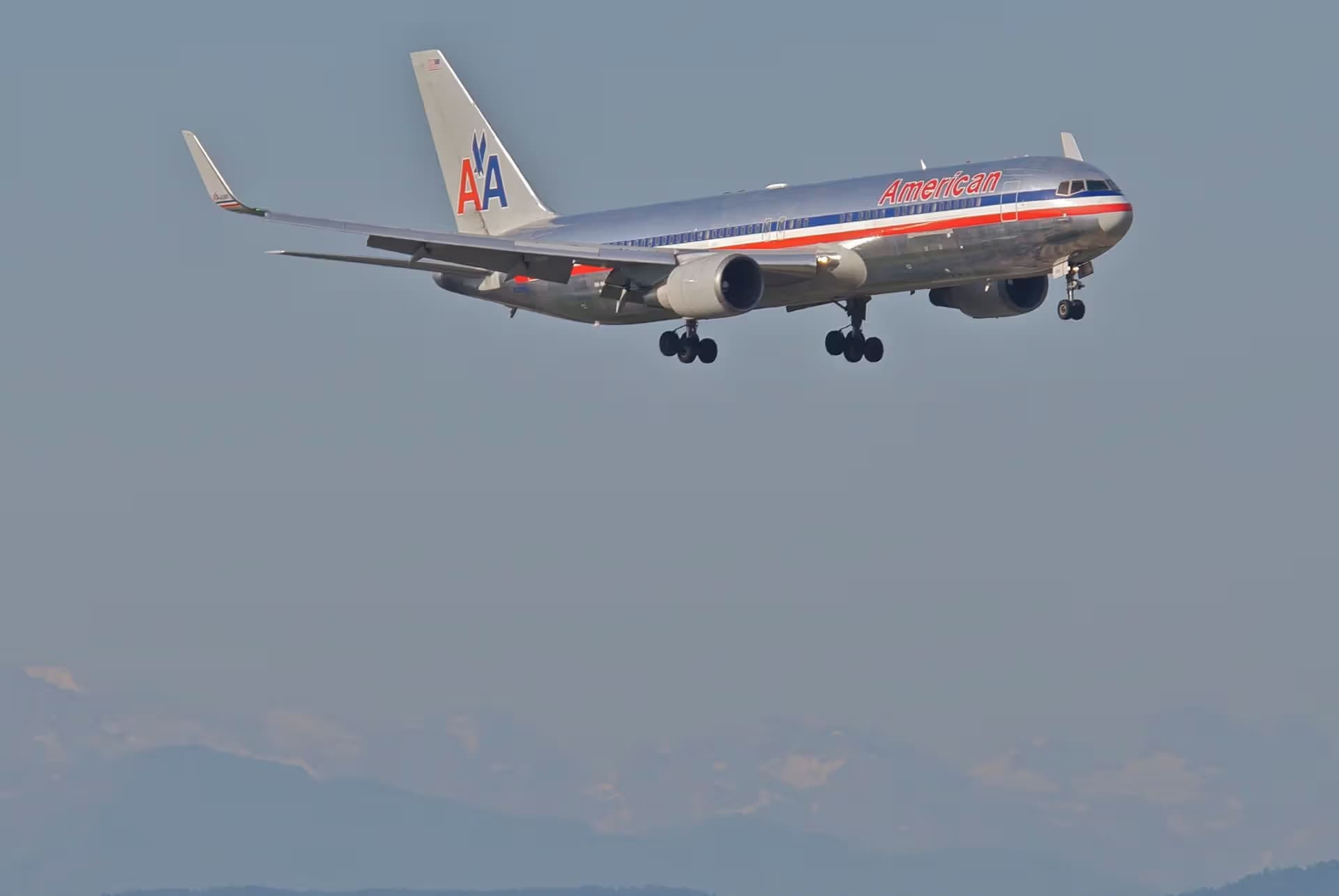 N39364 — Twin-engine aircraft