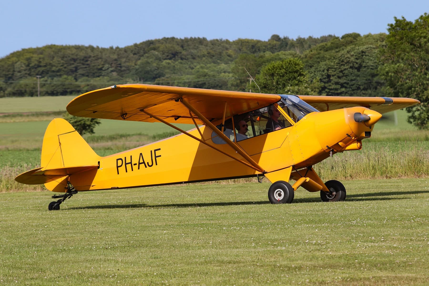 PH-AJF — Piper