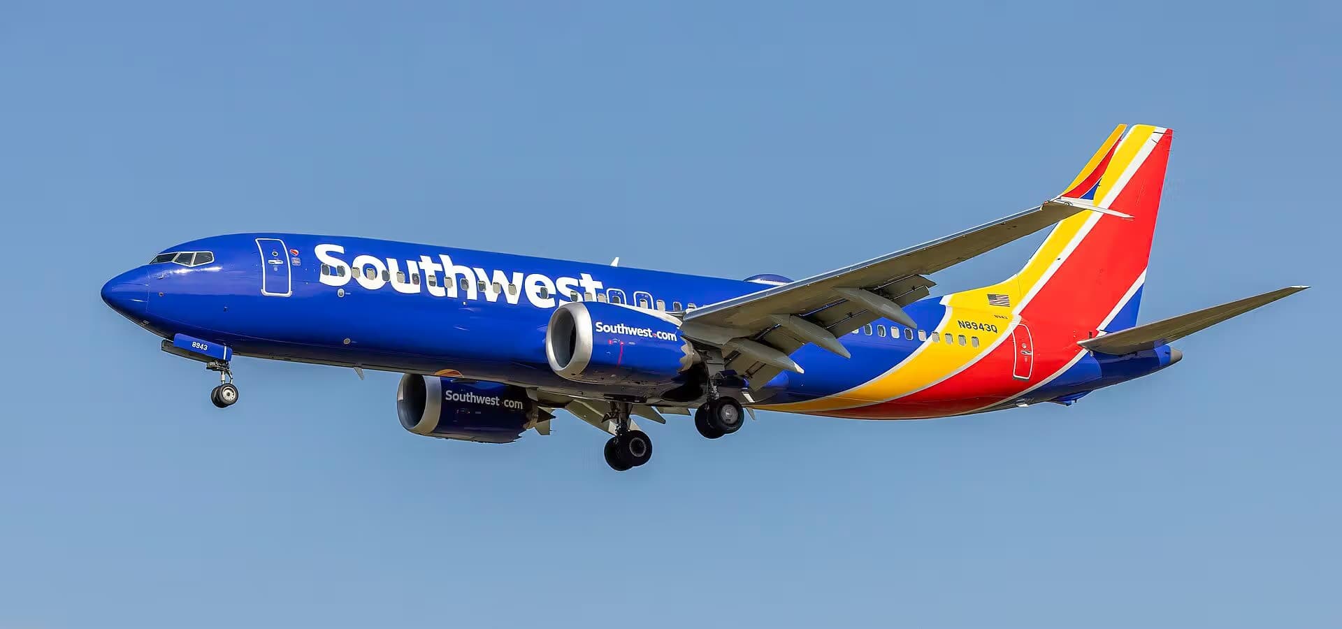 N8943Q — Boeing