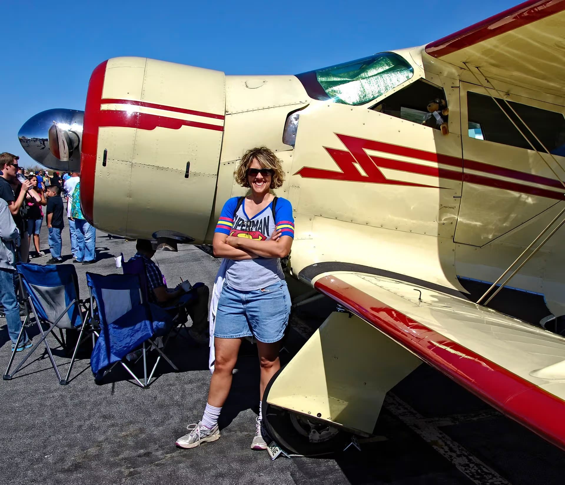 Unidentified — Single-engine aircraft