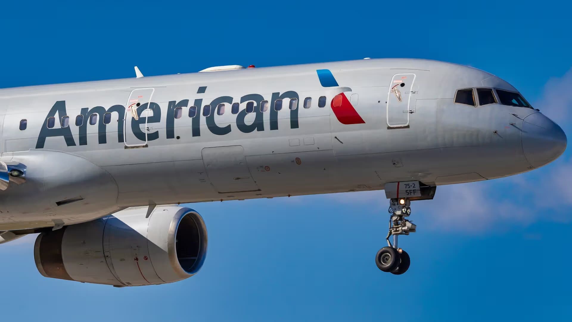 N196AA — Boeing