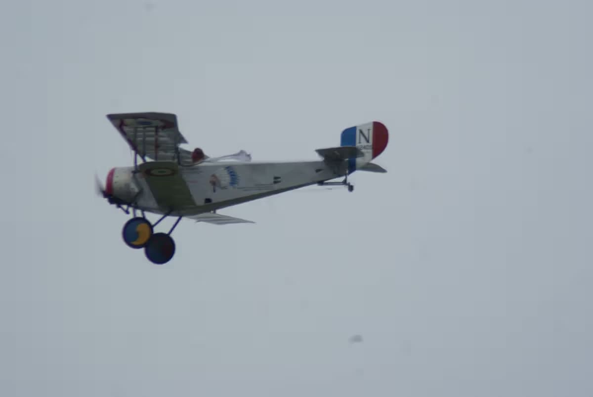 Unidentified — Aircraft