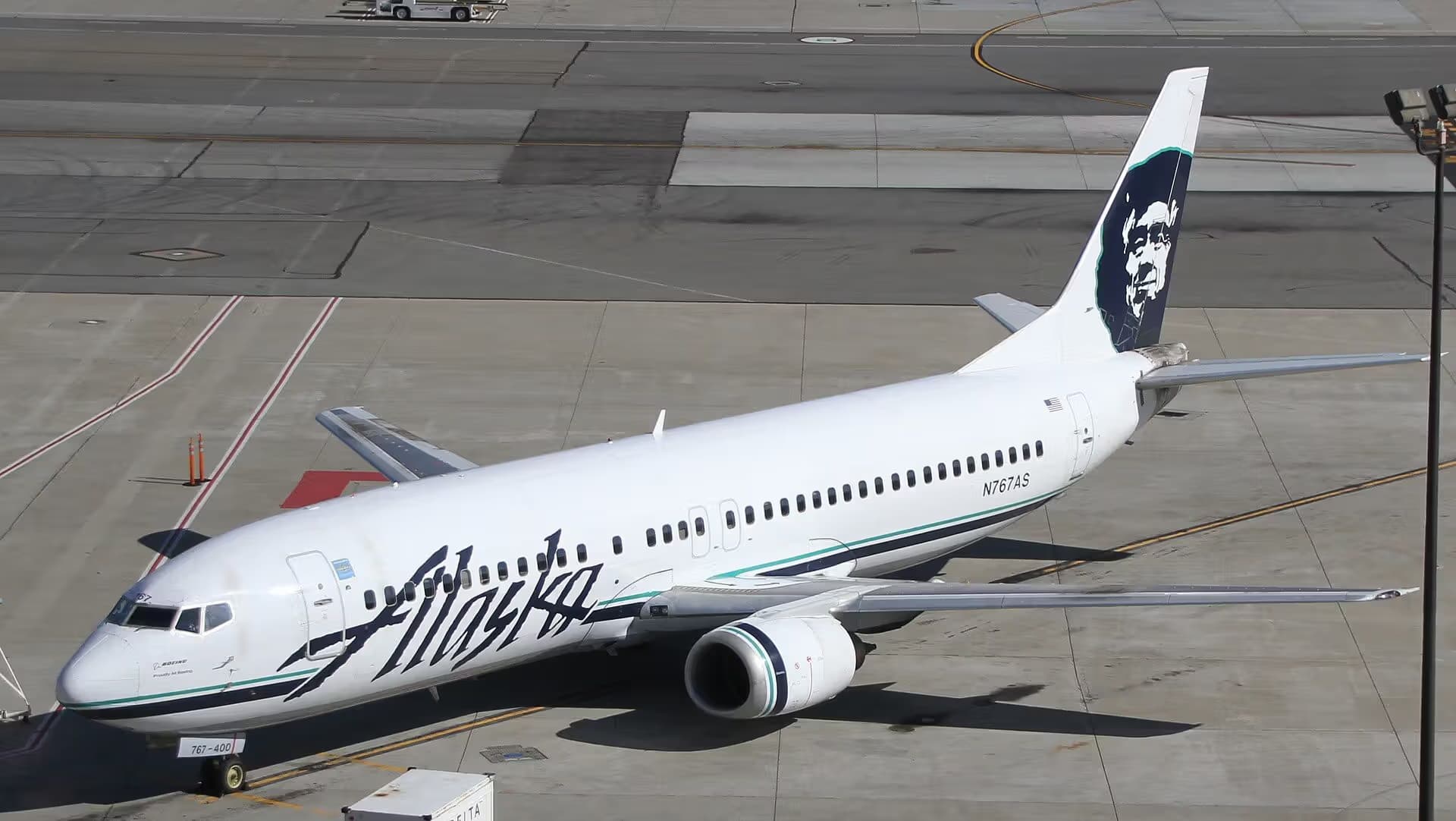 N767AS — Boeing