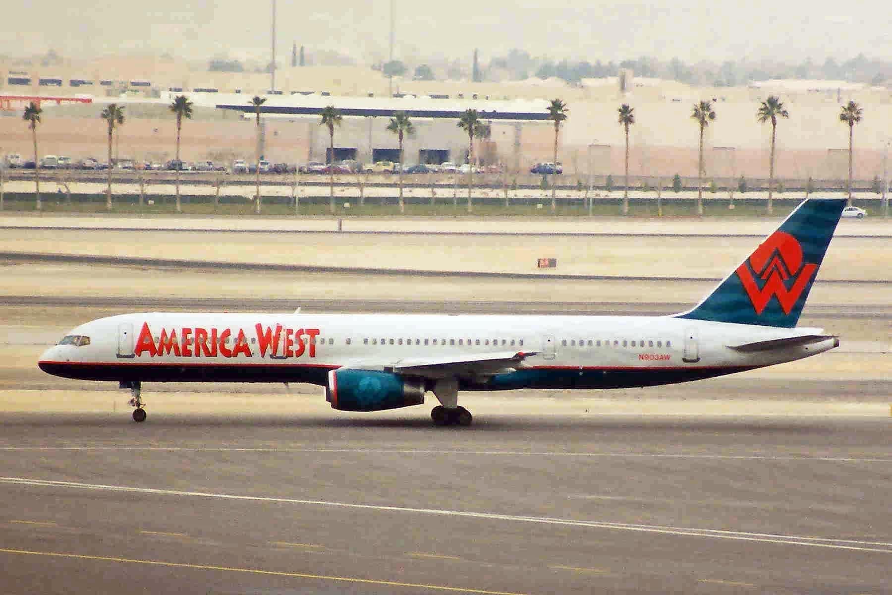 N903AW — Twin-engine aircraft