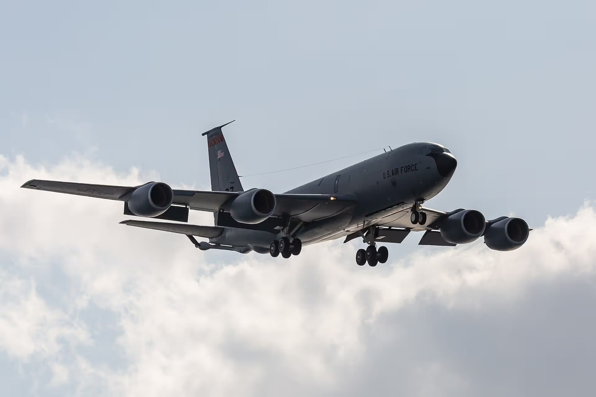 Unidentified — Boeing
