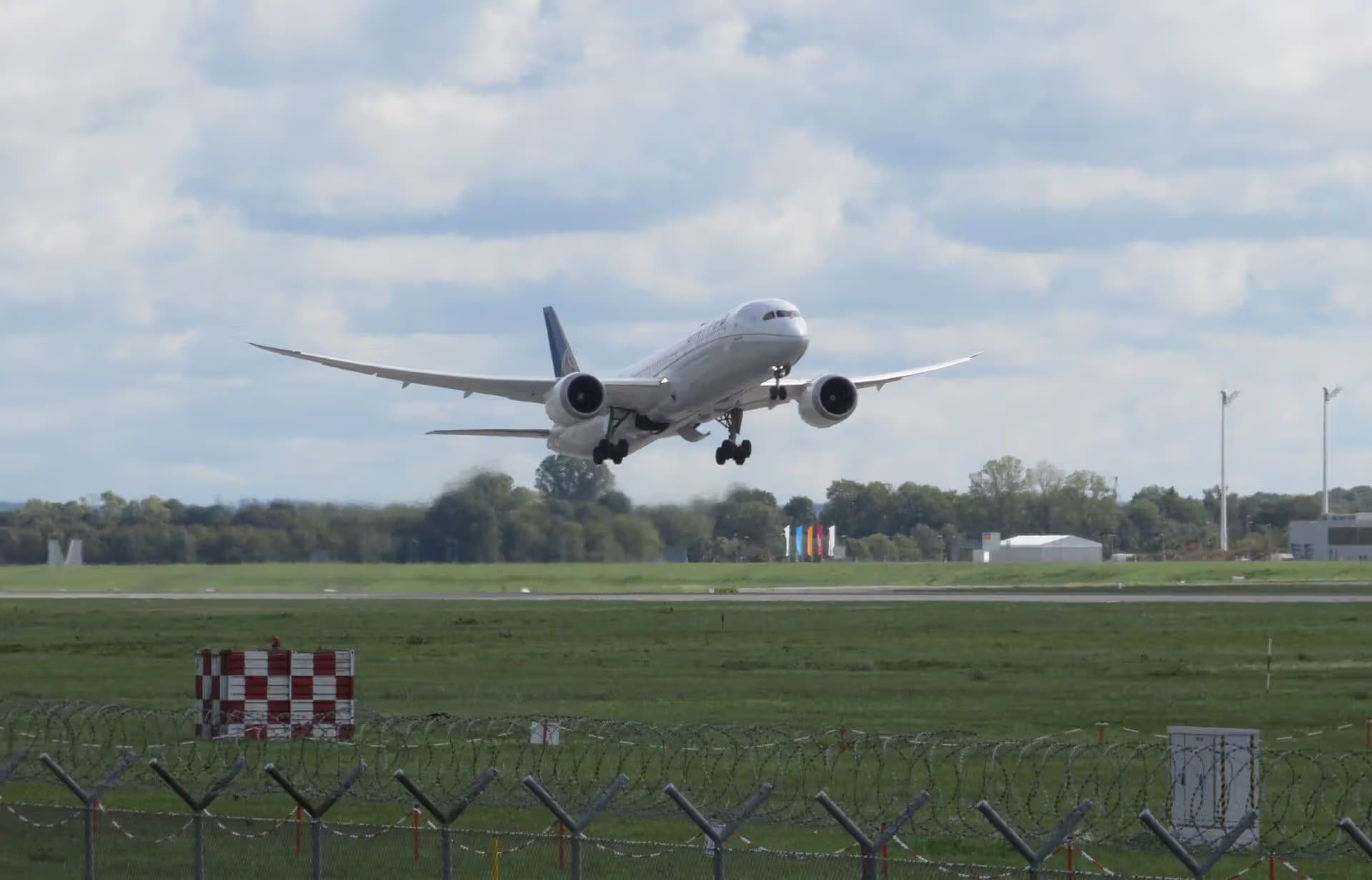 N26952 — Boeing