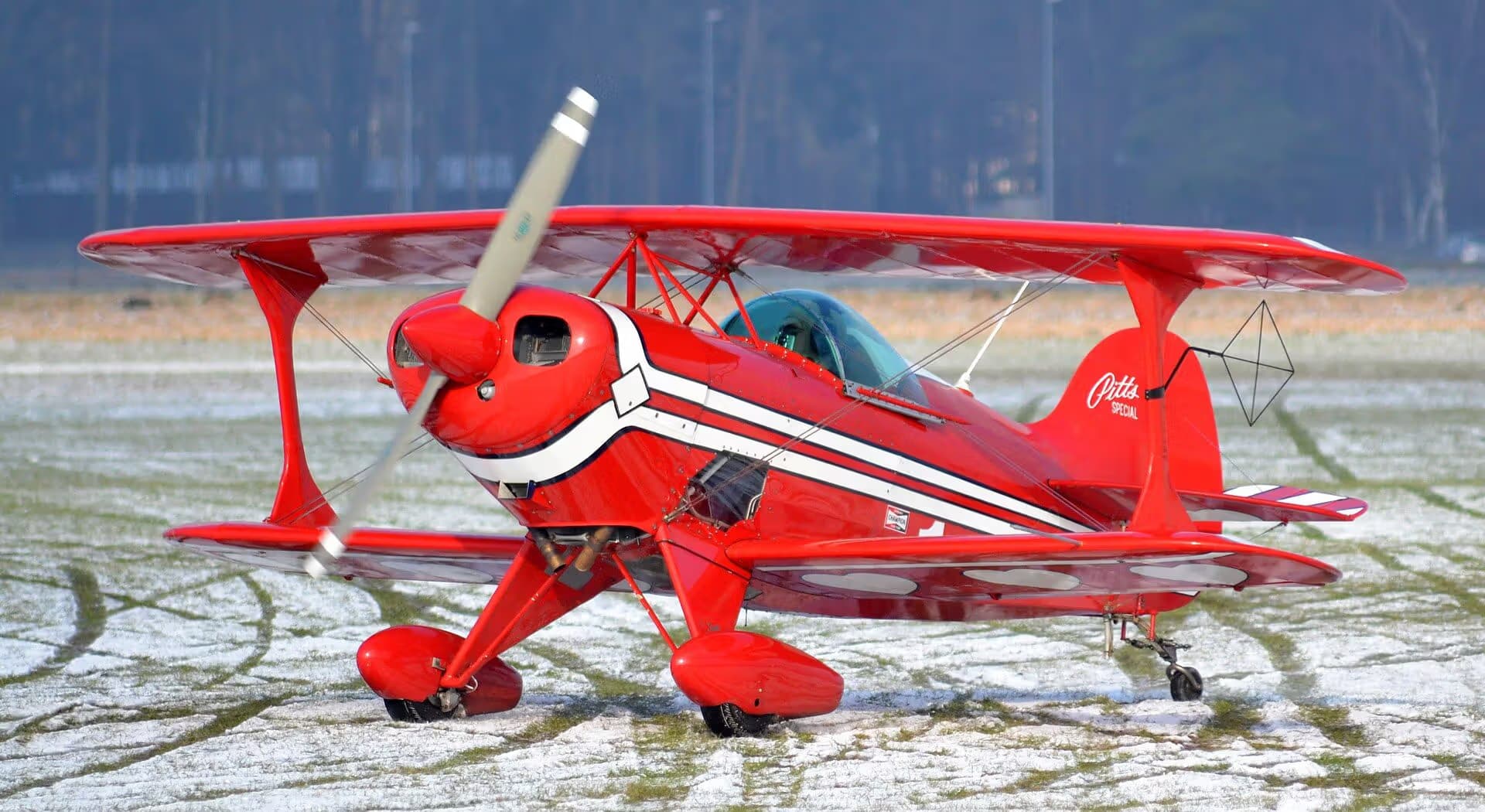 N1381 — Single-engine aircraft